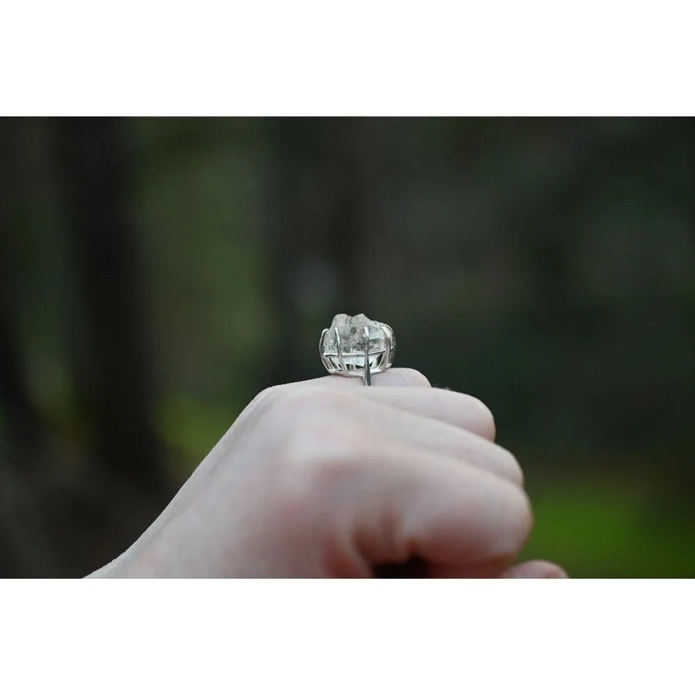 Unbranded raw diamond